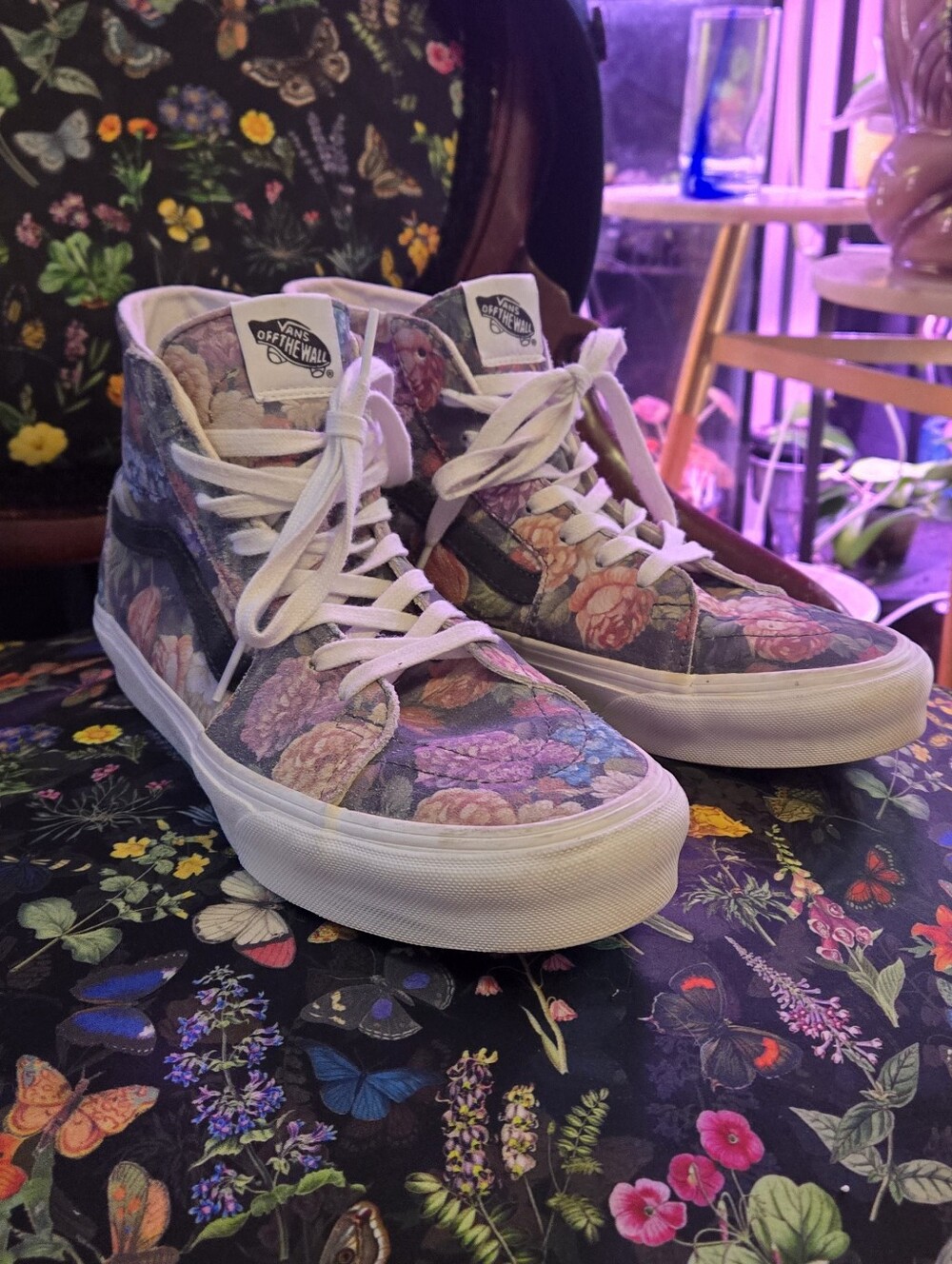 Fall, Rare Vans Dark Floral High-Top Sneakers Vintage Look Womens 9.5